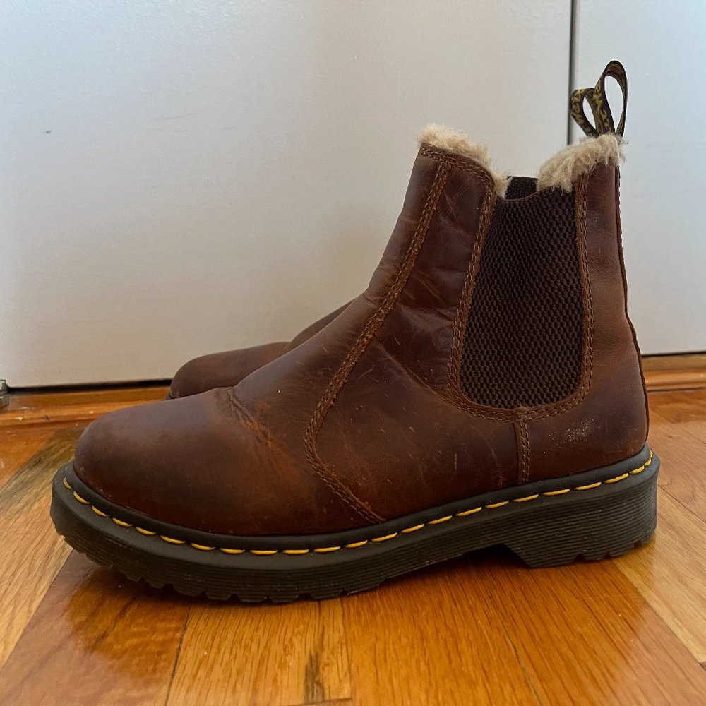 Dr. Martens 2976 Leonore Faux Fur Lined Chelsea Boots